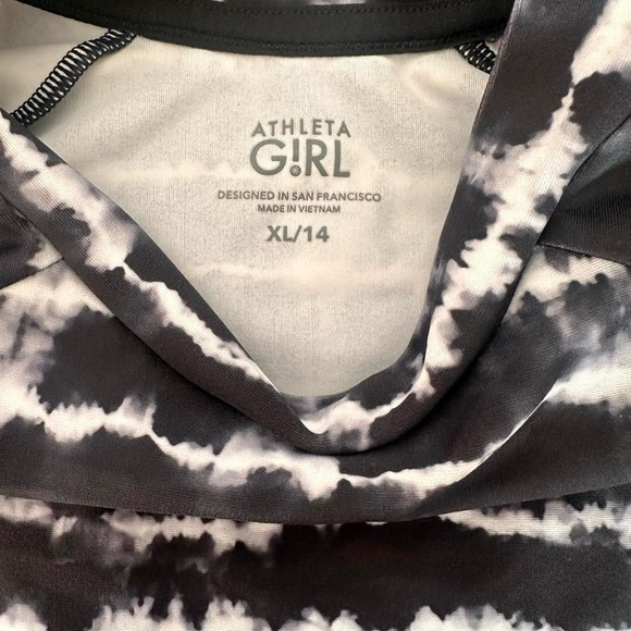 ATHLETA G!RL Girls Activewear T-Shirt size XL/14 Black Tie Dye - Picture 3 of 5